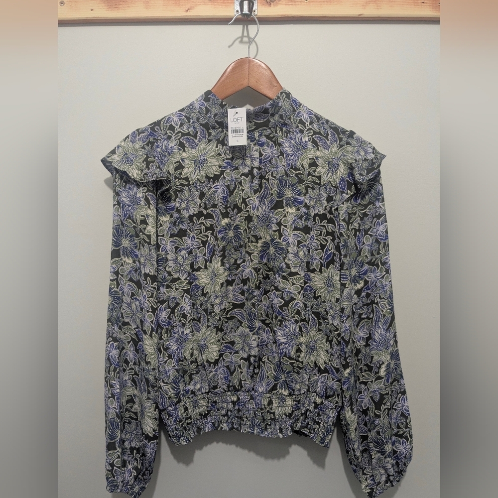 NWT Loft Woman's Size Small Olive Green With Purple Floral Patterned Blouse